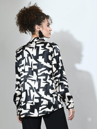 Curved Printed Satin Shirt - Vooning